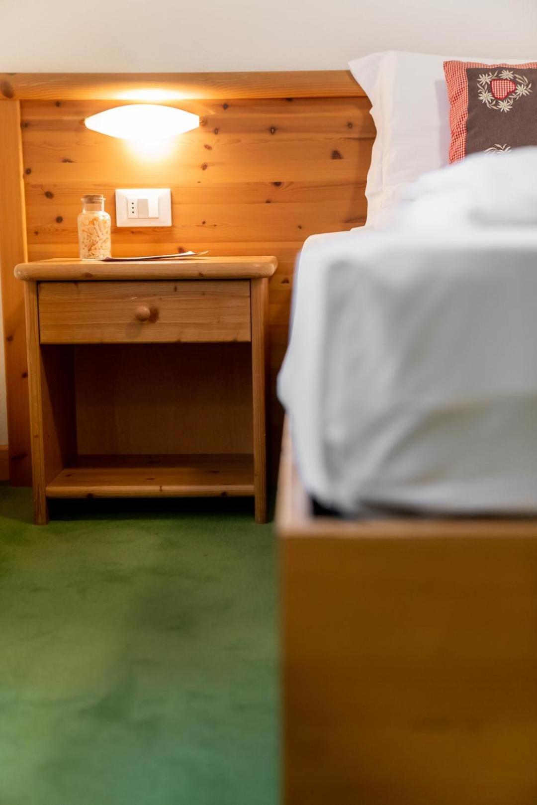 Al Sole Mountain Chic Hotel Folgaria Cameră foto